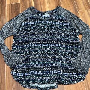 Cuddl Duds Black and Gray Base Layer Top